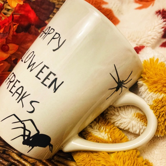 🔥2 for $20🔥Happy Halloween You Freaks Mug - Picture 3 of 3